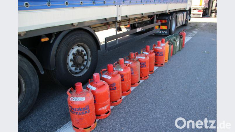 Nach einem Motorradunfall im Baustellenbereich der A3 staut es sich auf der Autobahn in Richtung Nürnberg. Im Rückstau ereigneten sich zwei weitere Unfälle. Alexander Auer