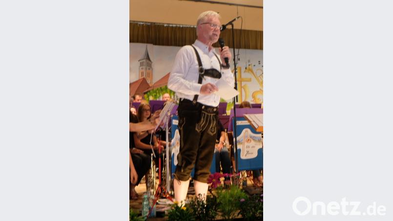 Pfarre Wilfried Römischer bittet die Posaunenfestbesucher um Unterstützung der Familie  Ghazary. Ihr droht die Abschiebung. le