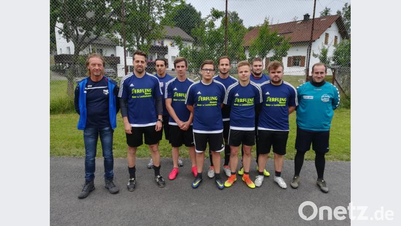 Die Neuzugänge der DJK Ebnath. soj