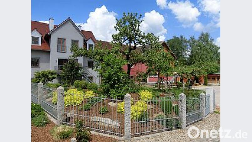 &quot;Tag der offenen Gartentür&quot;  bei der Familie Benkner in Mähring-Frankenreuth (Landkreis Tirschenreuth). Schlöger