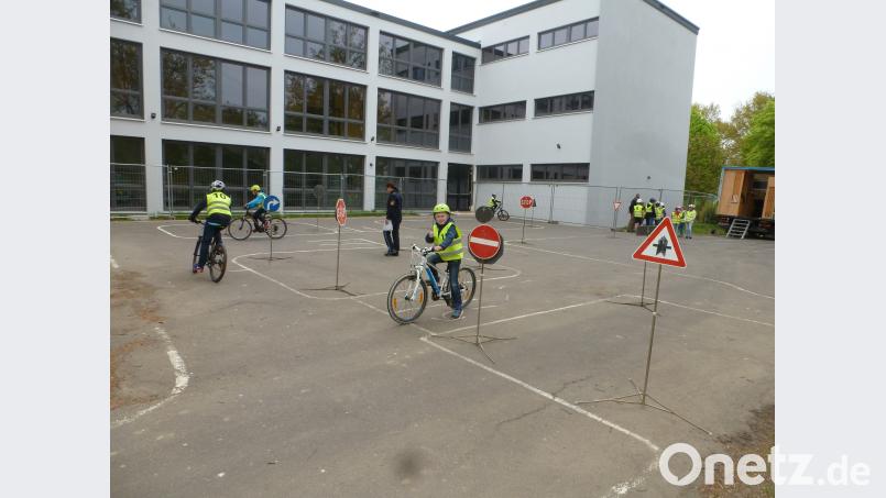Verkehrsunterricht an der Grundschule Bärnau exb