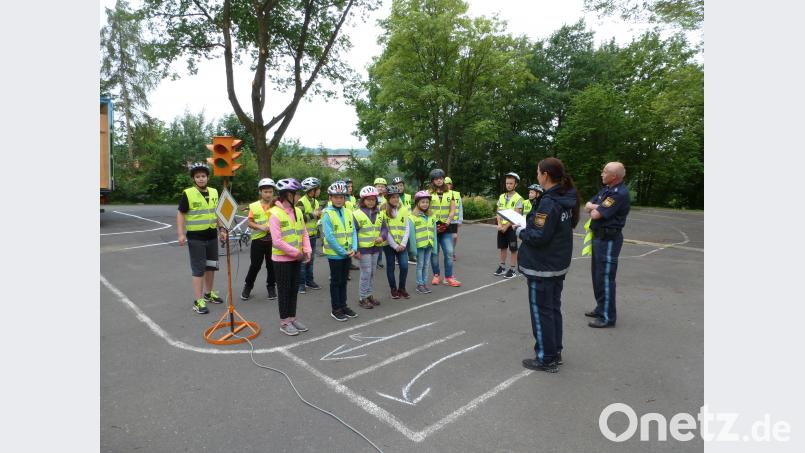 Verkehrsunterricht an der Grundschule Bärnau exb