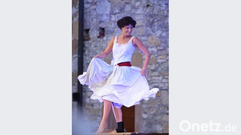 Lola Montez, die &quot;spanische Tänzerin&quot; (Barbara Trottmann). Bild: Tobias Schwarzmeier Tobias Schwarzmeier