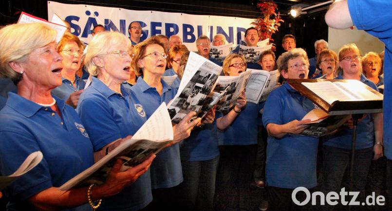 Der Sängerbund gibt am Freitag einen Elvis-Abend.     Bild: Hirsc Hirsch (RHI), Rudolf [RHI] (RUDOLF.HIRSCH@T-ONLINE.DE)