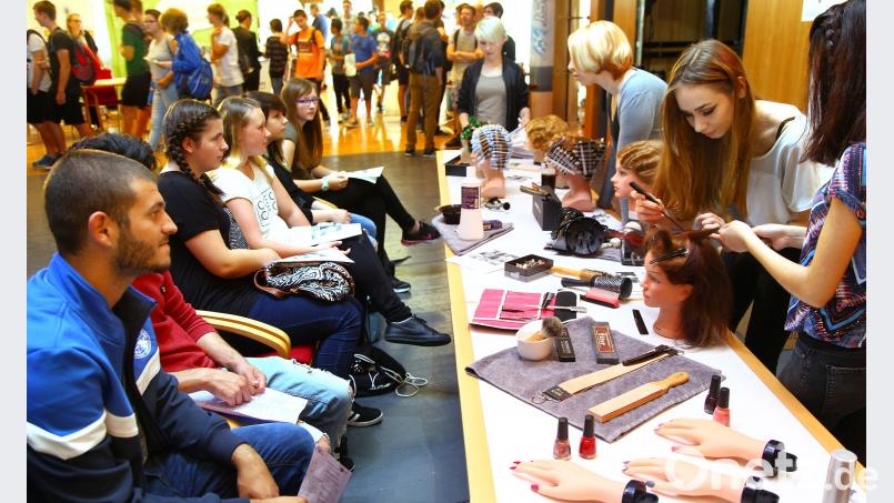 Wer beispielsweise Friseur werden möchte, kann sich am Dienstag, 17. Juli, bei der Ausbildungsmesse der Wirtschaftsjunioren im ACC informieren. Auch über viele andere Berufe gibt es Wissenswertes zu erfahren. Wolfgang Steinbacher