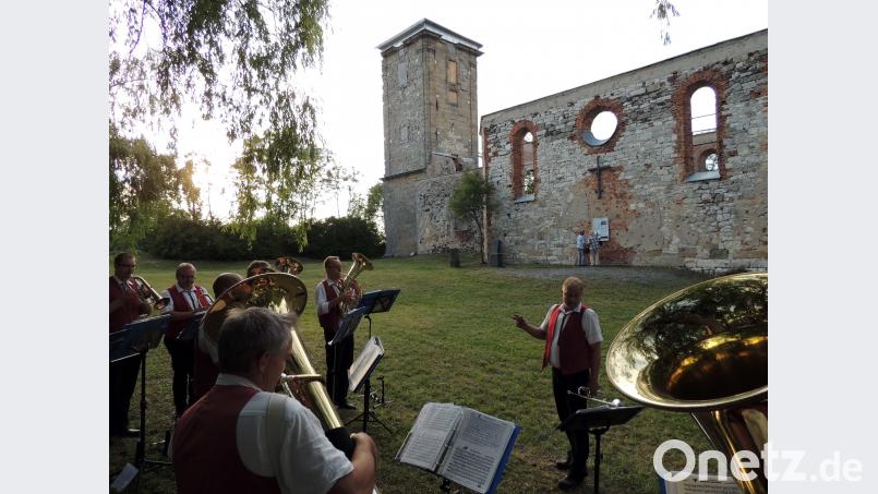 Gottesdienst im Truppenübungsplatz. mor