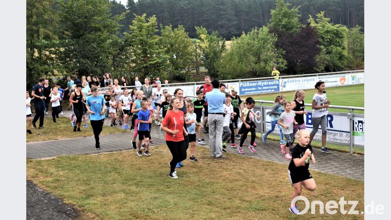 Die Schüler gaben bei der Challenge "Lauf dich fit" alles. RGR