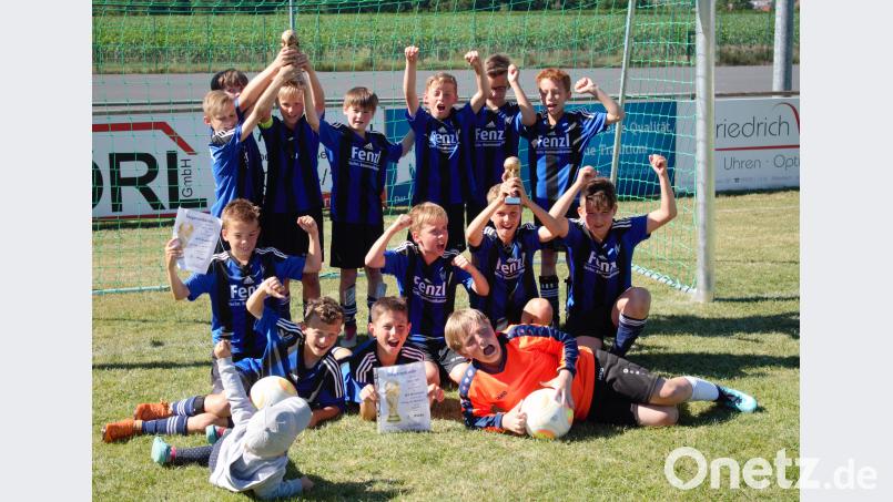 Team Weiden 1 spielte für die Flagge von Mexiko. Im Endspiel bezwang die Elf vom Wasserwerk die Kicker von England (Weiden 2). wro