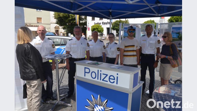 Dein Freund und Helfer: Die Polizei informiert über Verkehrssicherheit. Speziell im Blickpunkt: Motorradfahrer. Kunz