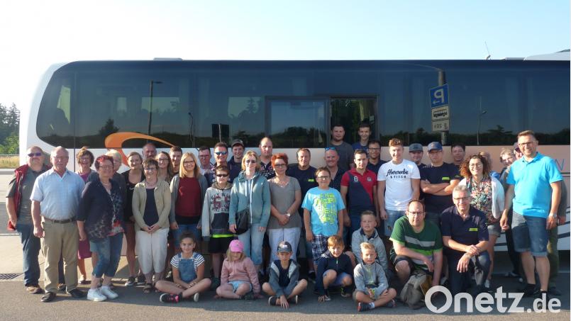 Die Ausflugsgruppe der Feuerwehr Waldsassen unter der Leitung von Kommandant Tobias Tippmann (rechts) besuchte Würzburg. flm