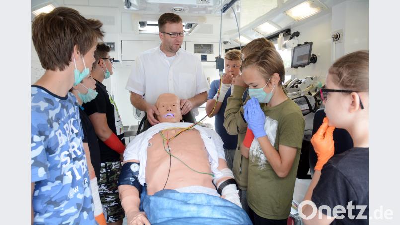 Schüler erfahren mehr über die Arbeit des BRK Schönberger, Gabi [gsb]