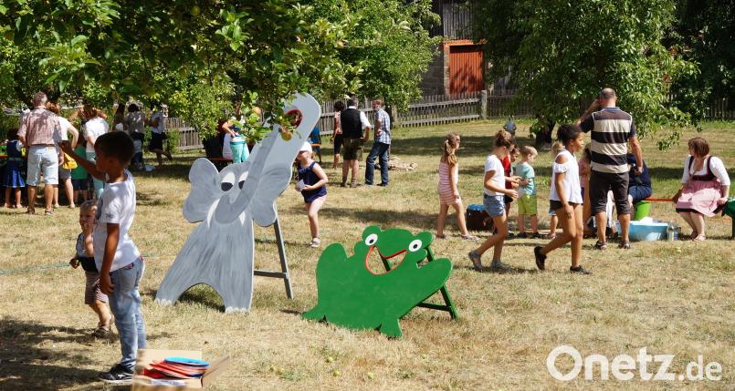 Auch für die Kinder war mit tollen Spielen im Pfarrgarten gesorgt. WEU