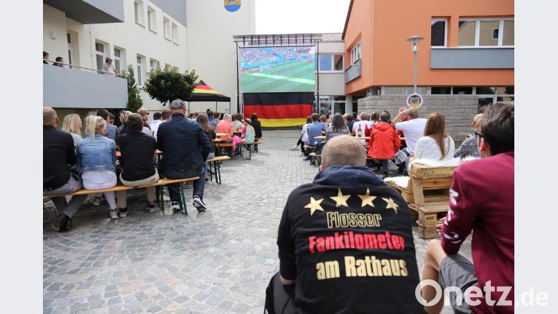 Die letzte WM-Party des Jahres steigt am Sonntag am Rathausplatz. Oliver Mutterer