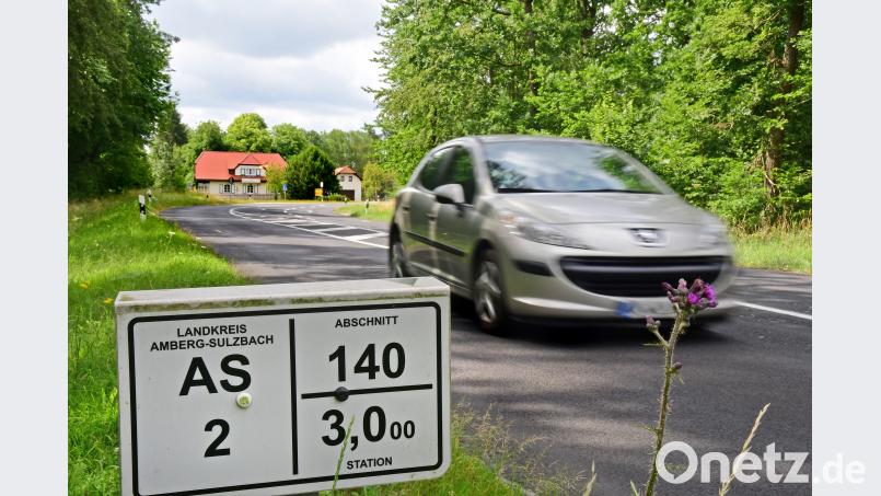 Die Kreisstraße AS 2. Auch sie wird einer Prüfung unterzogen. Petra Hartl