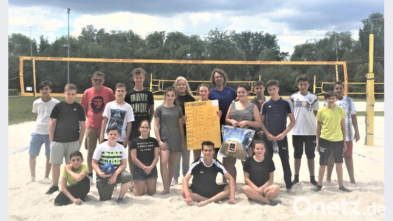 Das "Ball-über-die-Schnur-Turnier" kam bei allen Schülern der Mittelschule gut an. RGR