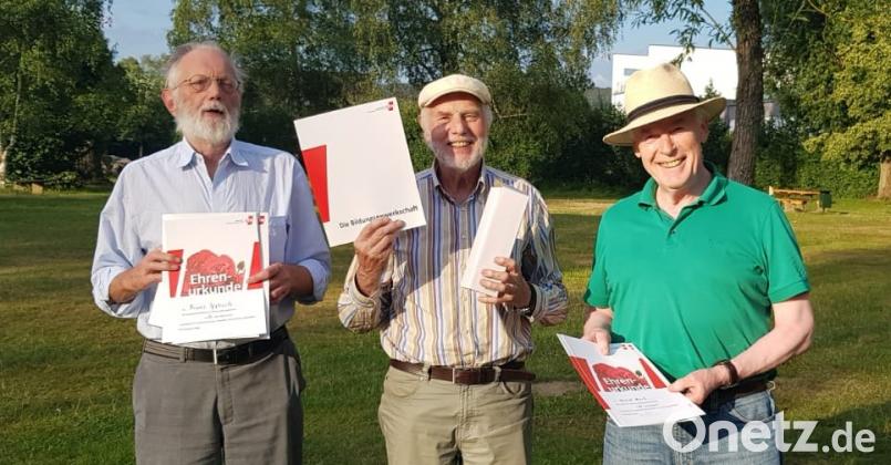 V.l.n.r.: Franz Ippisch (35 Jahre Mitgliedschaft), Hannsjörg Bergmann (45 Jahre Mitgliedschaft), Konrad Merk (45 Jahre Mitgliedschaft Ursula Siller