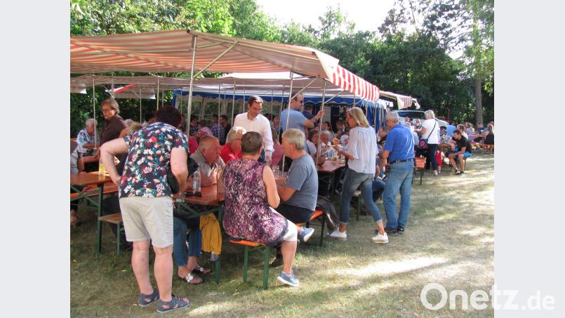 Das Servicepersonal hat beim Moritzfest alle Hände voll zu tun. sei