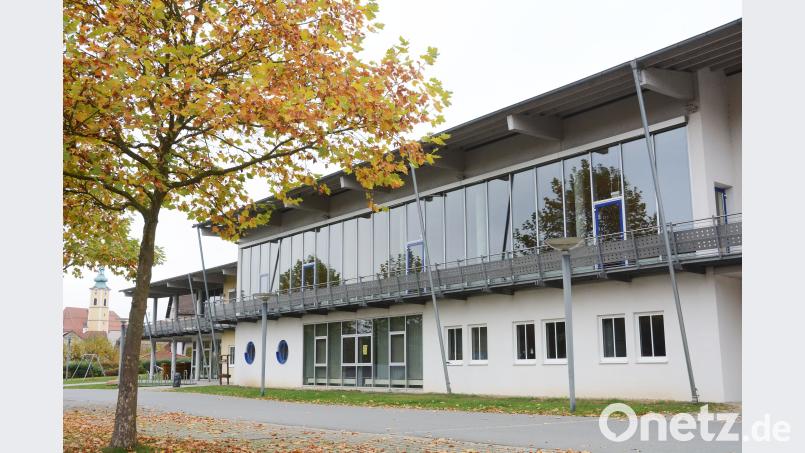 Die Planer und Erbauer der Stadthalle Neustadt haben zukunftsorientiert gearbeitet. Das ergibt eine neue Studie zur Energiebilanz des aus dem Jahr 1998 stammenden Gebäudes. Gabi Schönberger