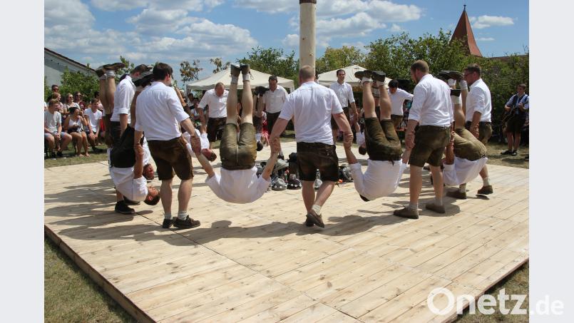 Baumaustanzen Kirchweih Rottendorf ral