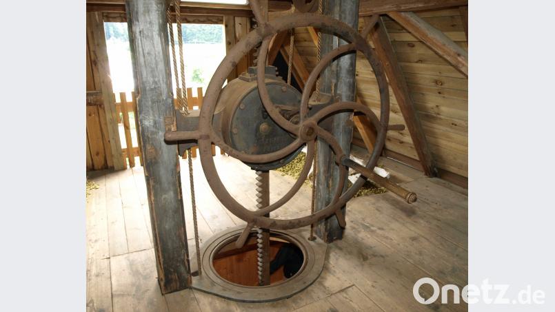 Eine alte Hopfenpresse im Illschwanger Hopfenmuseum. Harald Mohr