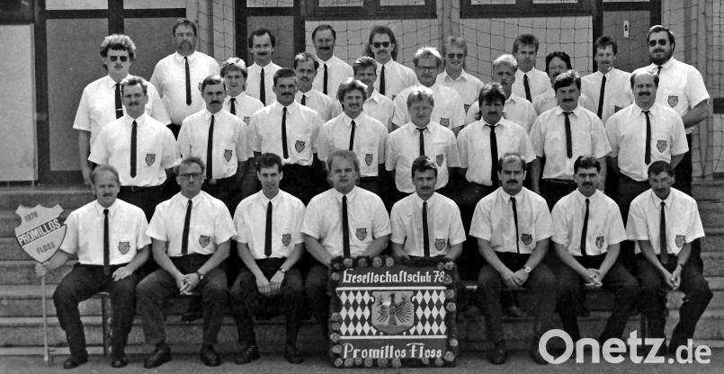 Erinnerung an längst vergangene Zeiten: Die aktive Mannschaft der Promillos beim 15-jährigen Bestehen des Vereins. Repro:  mef