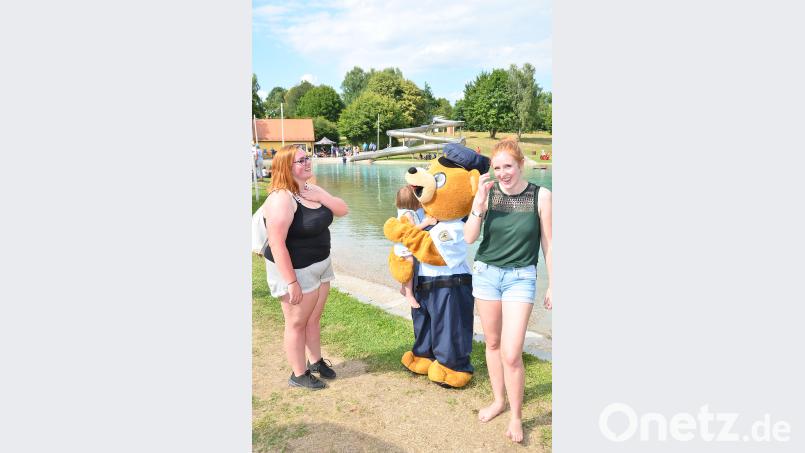 Das Maskottchen der Bundespolizei steht hoch im Kurs. fjo