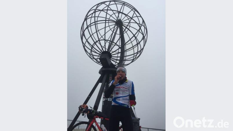Selten war ein Schnaps verdienter. Wolfgang Stöckl ist dafür 3333 Kilometer mit dem Rad ans Nordkap gefahren. Wolfgang Stöckl