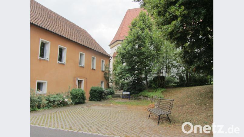 Zahlreiche Sitzgelegenheiten und eine Pergola sorgen hier für eine einladendere Atmosphäre. aks