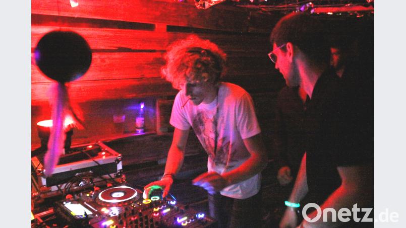DJs: Curd Weiss B2B Flokati gis