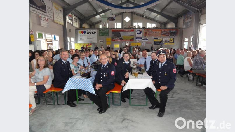 Festsaal mit der Freiwilligen Feuerwehr Edeldorf pap