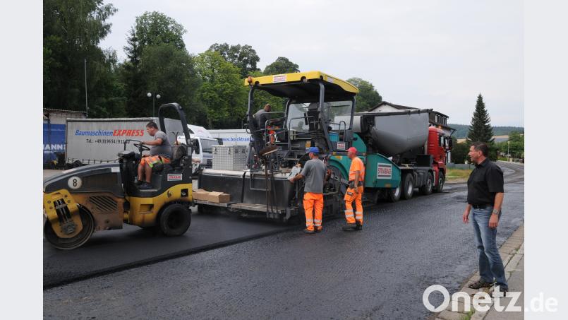 Die Straßensanierung in Pleystein läuft auf Hochtouren. bey