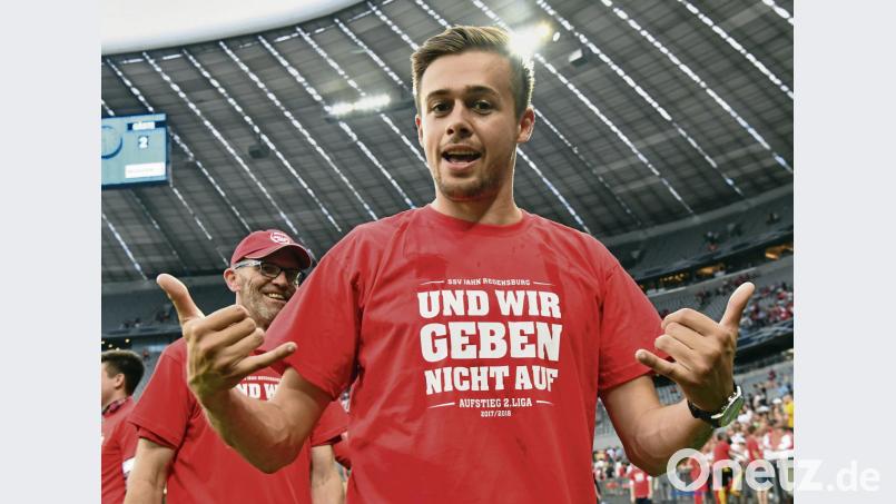 Im Mai 2017 stieg er mit dem Jahn in die zweite Liga auf, im Juli 2018 spielt Michael Faber mit dem 1. FC Bad Kötzting gegen den SC Ettmannsdorf. Andreas Gebert/dpa