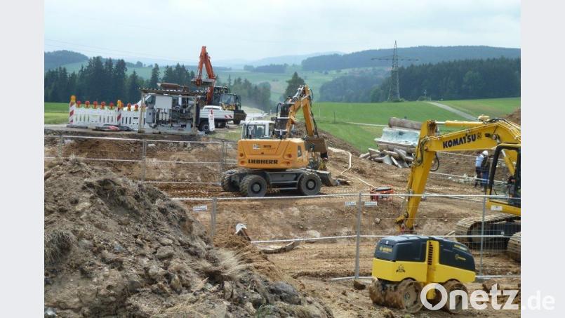 Die Baustelle auf der B22 bei oberviechtach läuft noch bis Juli. Und es ist auf der Bundesstraße nicht die letzte für dieses Jahr. Portner, Gertraud