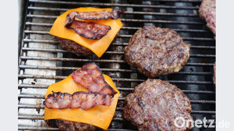 Alle Gerichte, wie hier der Burschenburger, wurden frisch zubereitet. rpp
