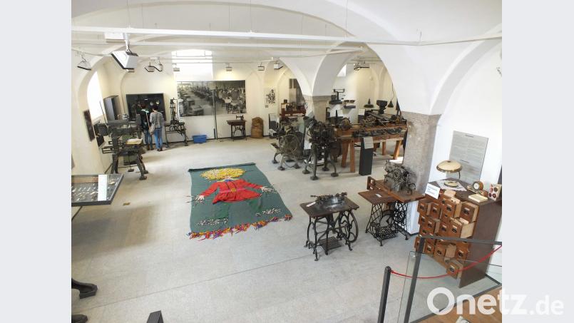 Im Deutschen Knopfmuseum ist eine alte Knopf-Fabrikation komplett nachgestellt. moh