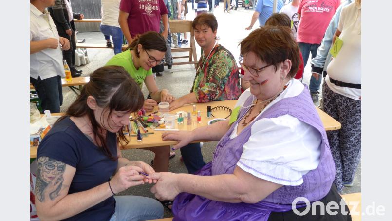 Schminken gefällig? fsb