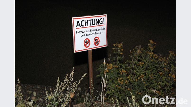 Nach Auskunft der Polizei Neutraubling überschlug sich auf den Feldweg eine 19-jährige Fahrerin mit ihrem Auto mehrmals Auer, Alexander