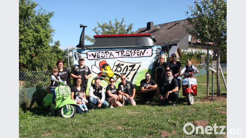 Auf gehts! Die Schwarzenbacher Vespafahrer freuen sich auf viele Gäste. GAG