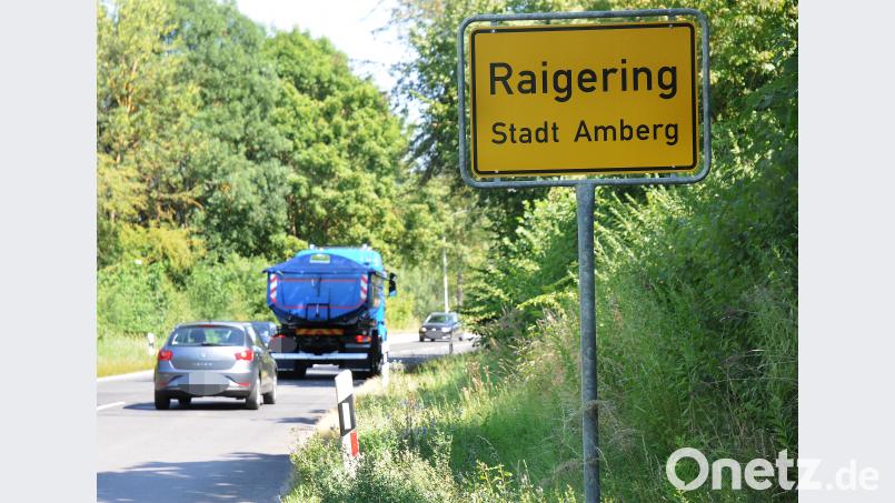 „Raigering“ steht ziemlich weit im Grünen. Deshalb soll die Ortstafel näher an den Stadtteil heranrücken. Stephan Huber