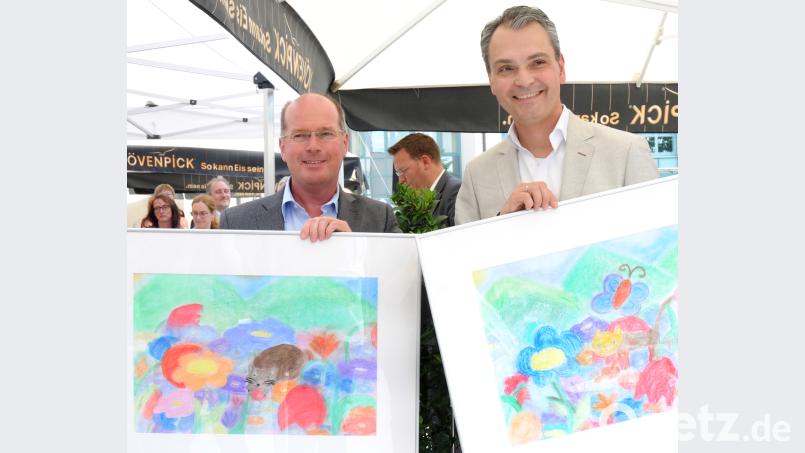 Bunte Bilder für die Oberärzte Stephan Huber