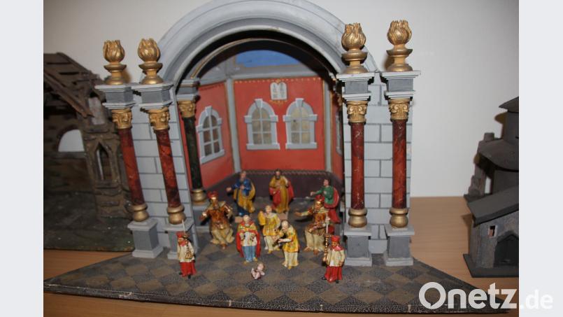 Die Beschneidungsszene in der Tempelanlage. kro