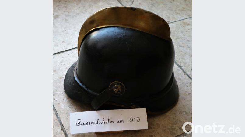 Im Heimatmuseum von Alfons Bösl ist dieser Helm von 1910 aufbewahrt. bk