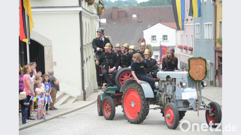800 Jahre Neustadt Festzug Gabi Schönberger