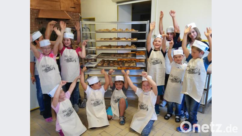 Backen ist im Ferienprogramm angesagt. ak