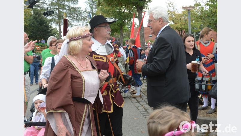 800 Jahre Neustadt Festzug Gabi Schönberger