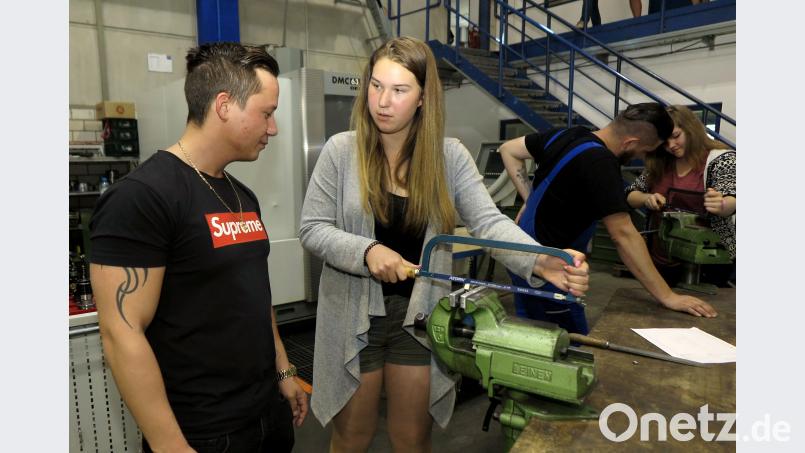 Auch Mädchen nutzten die Gelegenheit zum „Schnuppertag“ im Berufsbildungszentrum. Hirsch