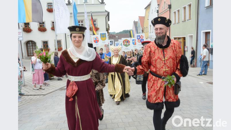 800 Jahre Neustadt Festzug Gabi Schönberger