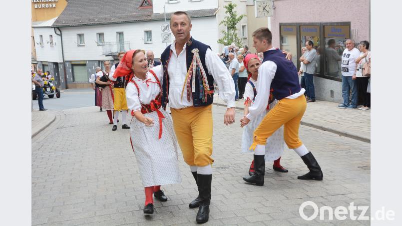 800 Jahre Neustadt Festzug Gabi Schönberger