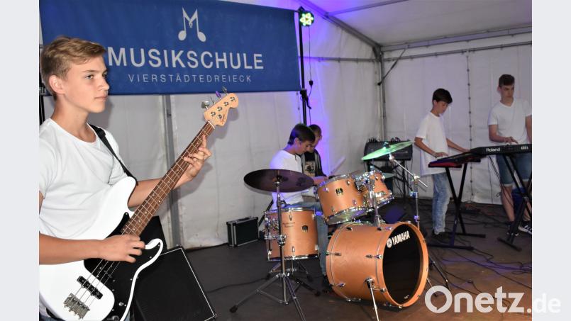 Die Pressather Band &quot;DAS pineappl&quot;. rgr