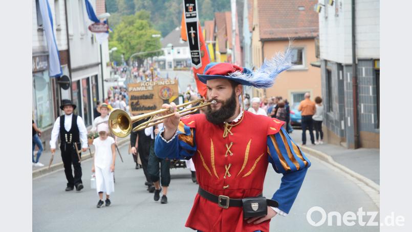 800 Jahre Neustadt Festzug Gabi Schönberger